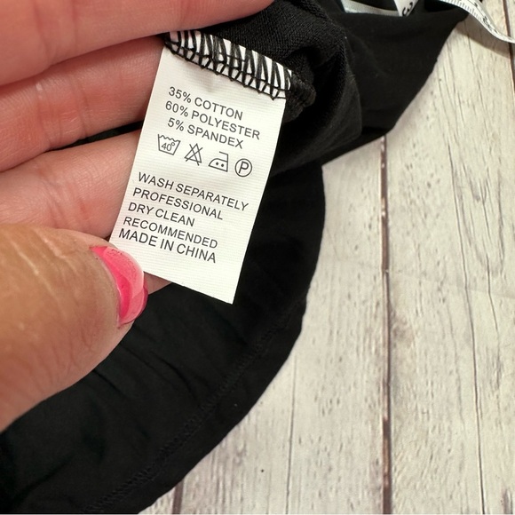 NWT boutique Classic Womens tee shirt tunic Top twist knot hemline - Picture 9 of 10